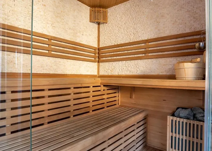 Sejour Bien Etre A Grand Espace Sauna Prive Et Acces Autoroute *